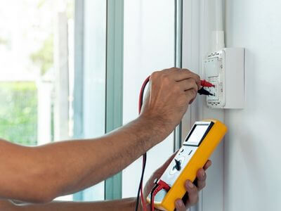About Milford Outlet Replacement Pros - outlet  switch replacement milford de experts in Milford